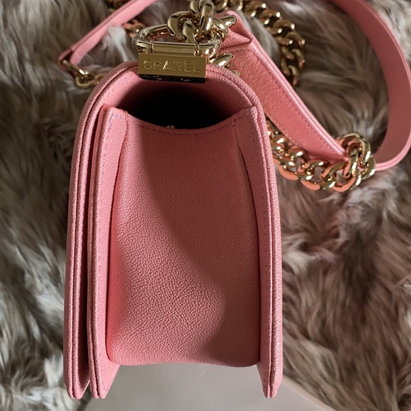Chanel Boy Bag - Picture 4 of 6